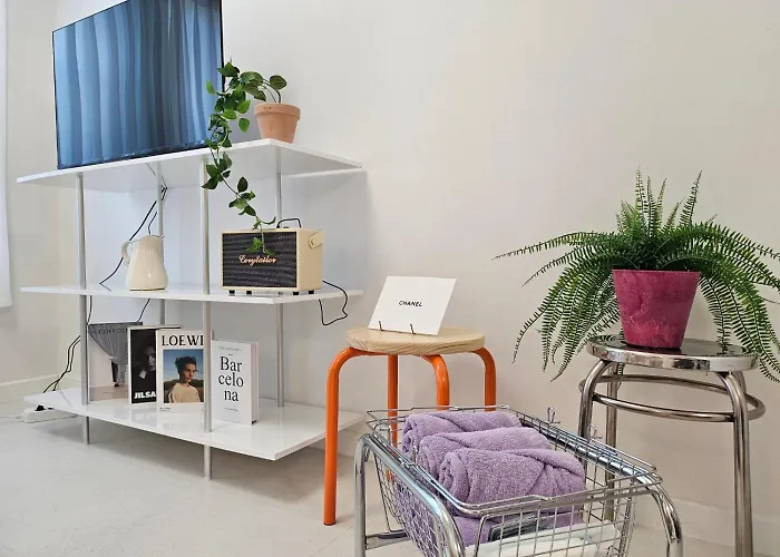 Blossom House In Hongdae