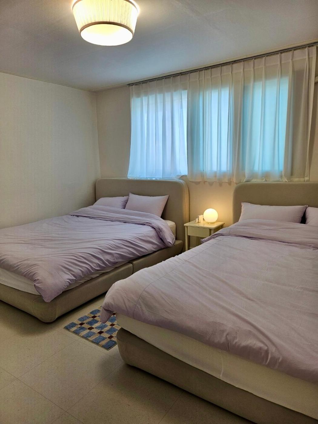 Blossom House In Hongdae *